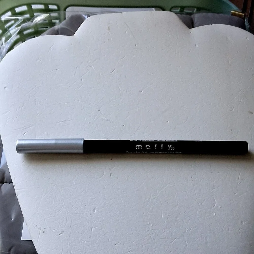 Mally Beauty new evercolor send
